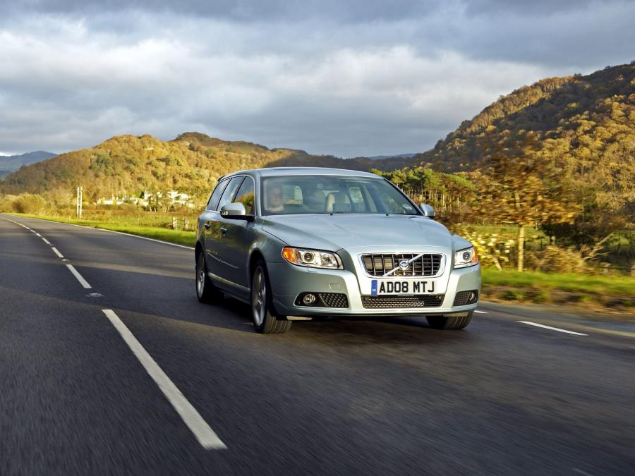  Volvo V70 2007 года  (UK) (фото 17 из 17)